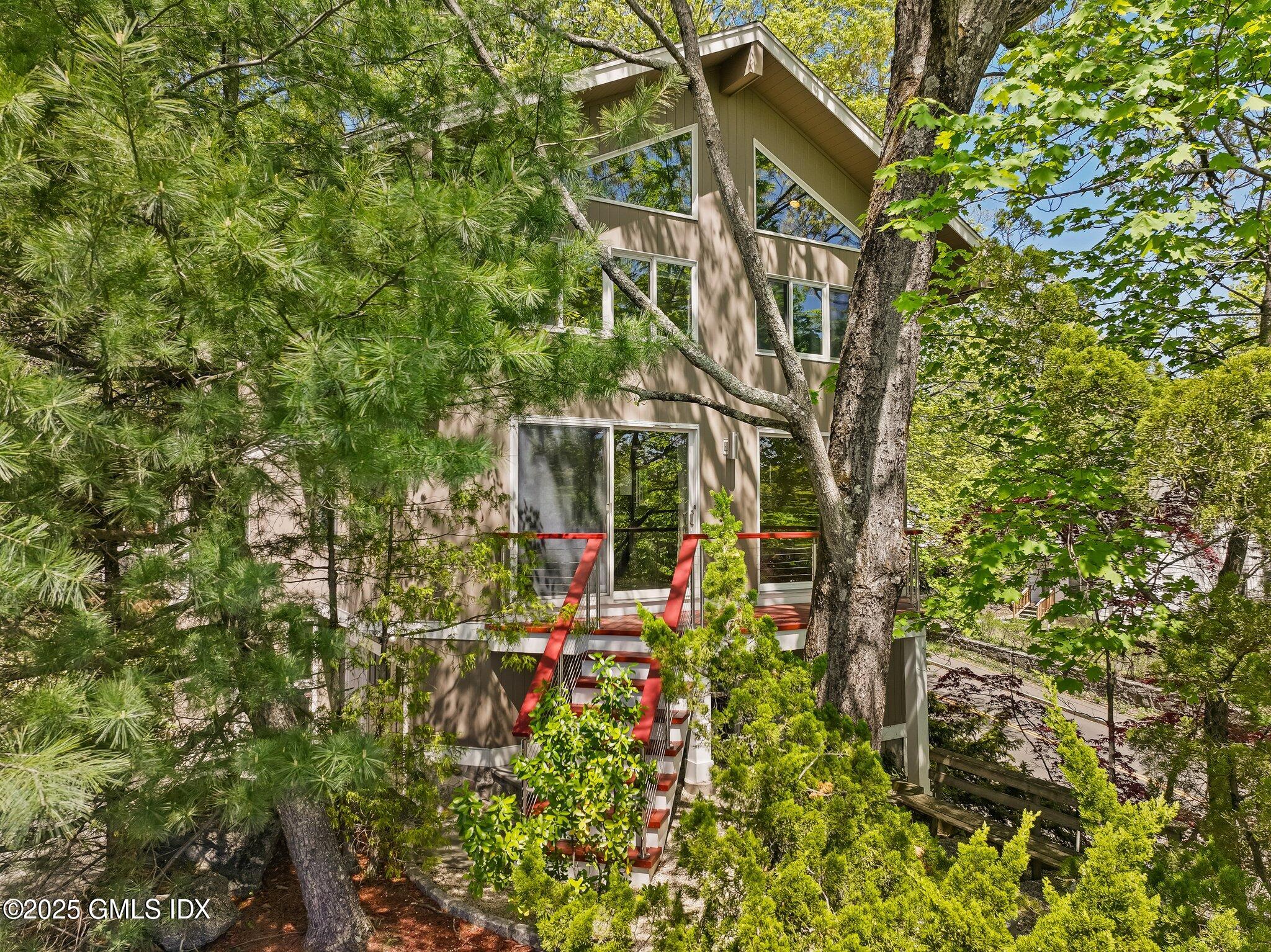 228 Pemberwick Road Greenwich, CT 06831 - Photo 28 of 33 75-web-or-mls-228-pemberwick-rd