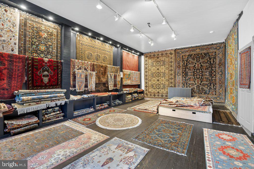 22 South 2nd Street Columbia, PA 17512 - Photo 9 of 40 a living room with furniture and a rug