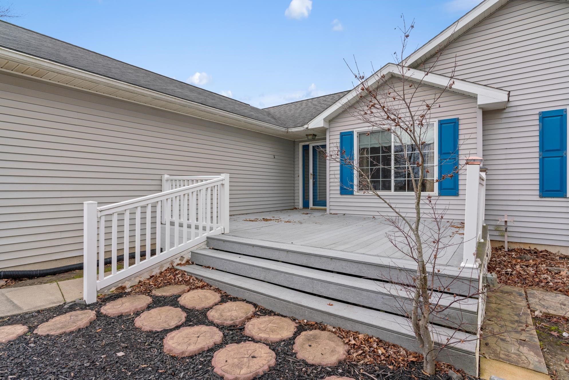 10372 Scribner Road Bancroft, MI 48414 - Photo 7 of 36