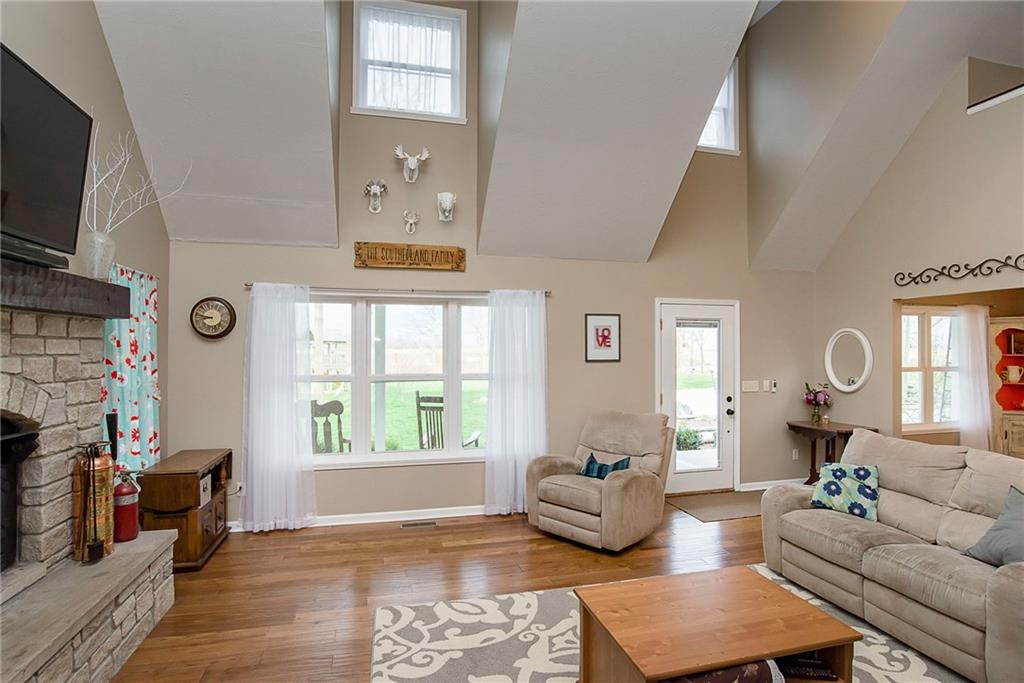 21819 Hamilton Boone County Road Sheridan, IN 46069 - Photo 10 of 46 Gallery Image 10