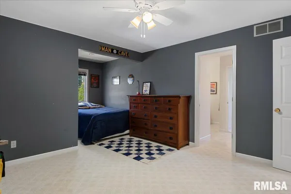$499,900 | 2612 Dickens Drive, Springfield, IL 62711