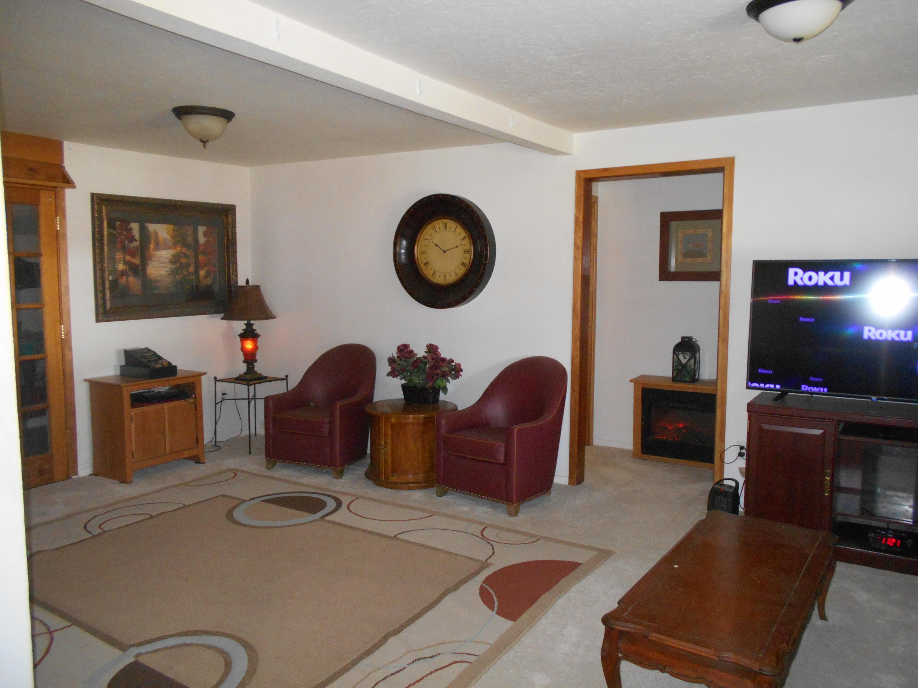52060 Dustan Road La Pine, OR 97739 - Photo 2 of 12 Dustan Living Room