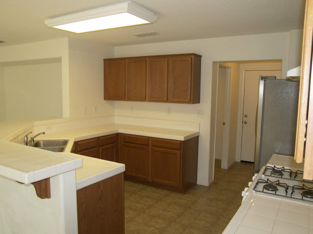 436 Renaissance Avenue Lathrop, CA 95330 - Photo 7 of 25 Gallery Image 7