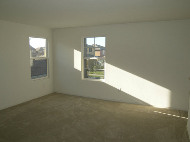 436 Renaissance Avenue Lathrop, CA 95330 - Photo 9 of 25 Gallery Image 9