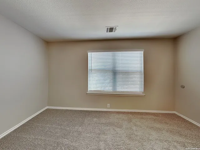 $1,799 | 15819 Hastings, Selma, TX 78154