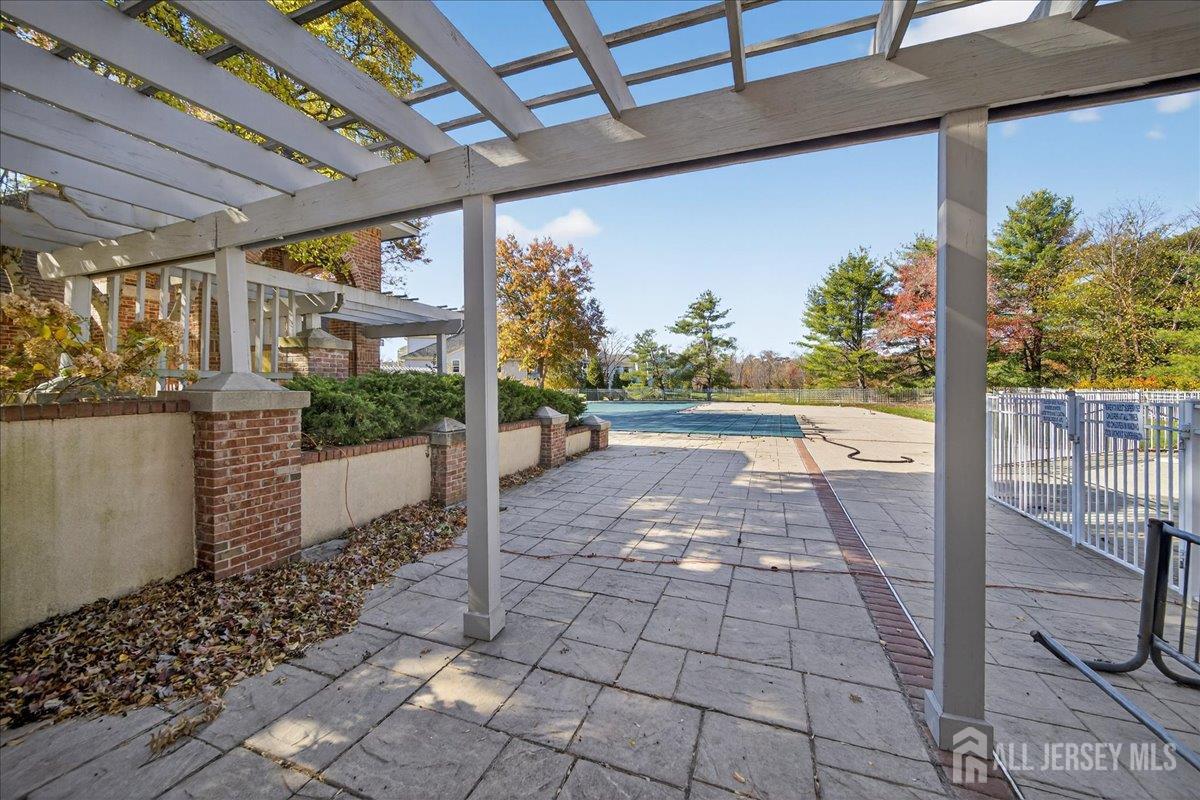 306 Trinity Court, Unit 12 Princeton, NJ 08540 - Photo 24 of 26 a view of a porch