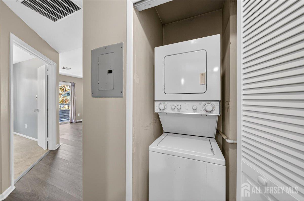 306 Trinity Court, Unit 12 Princeton, NJ 08540 - Photo 10 of 26 a view of washer and dryer