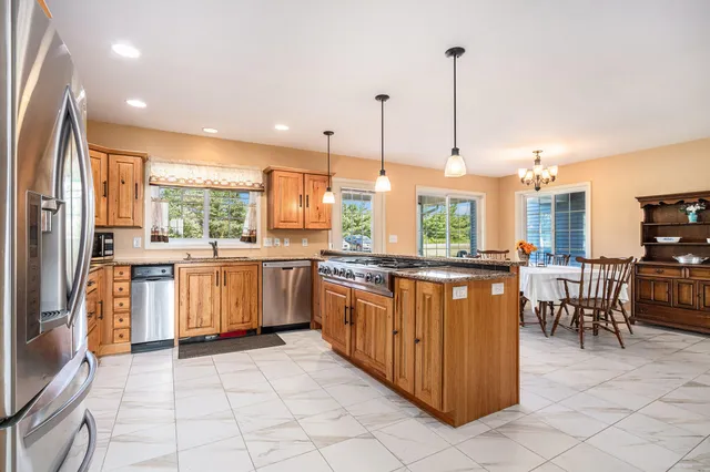 $539,999 | 124 68th Street, South Haven, MI 49090