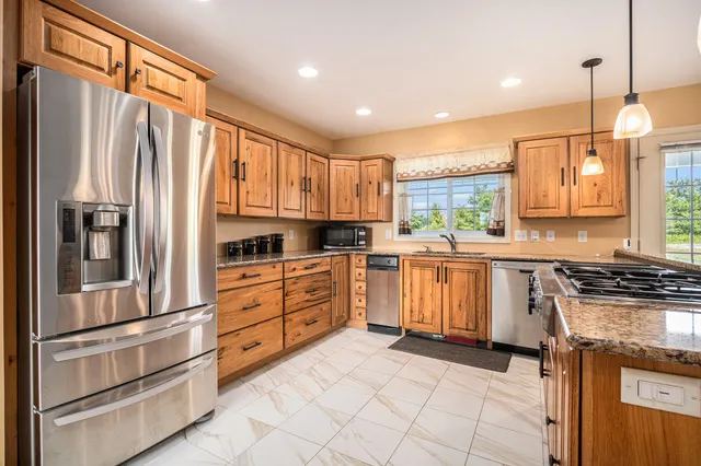 $539,999 | 124 68th Street, South Haven, MI 49090