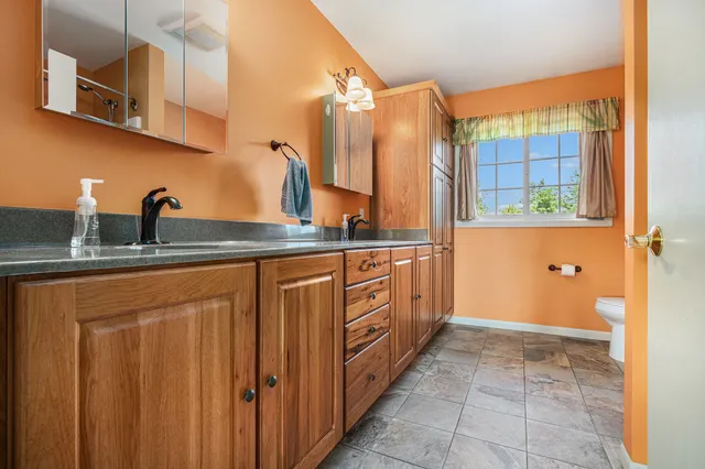 $539,999 | 124 68th Street, South Haven, MI 49090