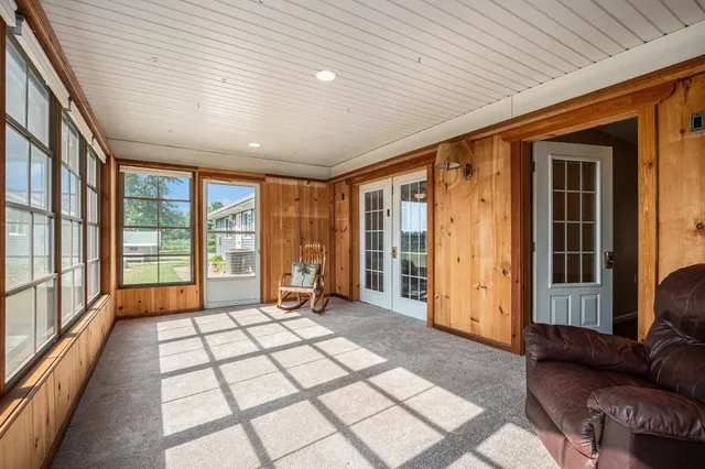 $539,999 | 124 68th Street, South Haven, MI 49090