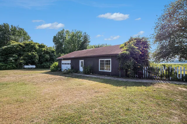 $539,999 | 124 68th Street, South Haven, MI 49090