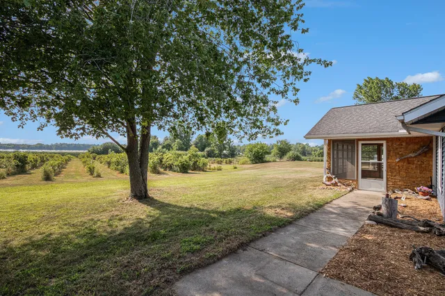 $539,999 | 124 68th Street, South Haven, MI 49090