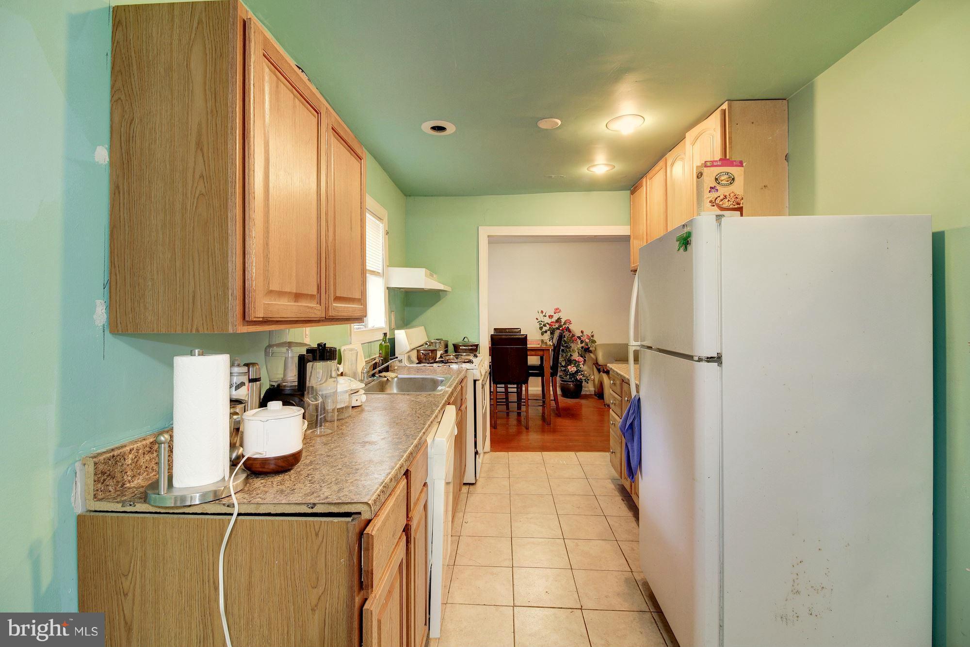 4126 Maple Road Morningside, MD 20746 - Photo 12 of 30 Kitchen