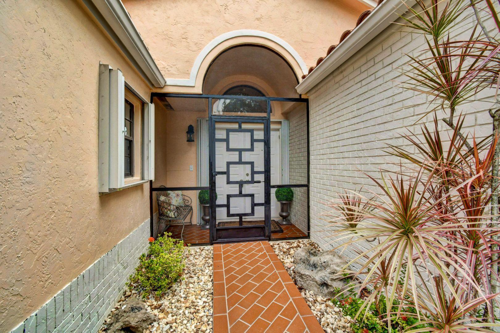 8520 Leeway Lane Boynton Beach, FL 33436 - Photo 2 of 37 06_dsc_7360_1_2_3_4