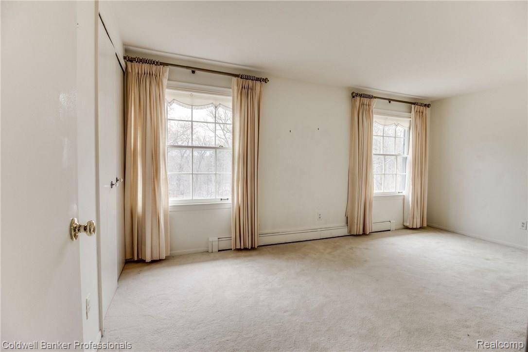 5760 Cobb Creek Road Rochester, MI 48306 - Photo 25 of 27 Bedroom 2.jpeg