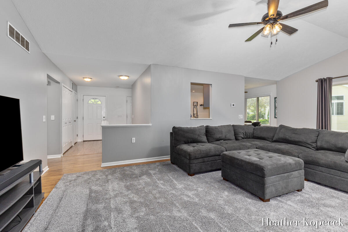 1663 Barnsley Court Southeast Lowell, MI 49331 - Photo 9 of 31 https___photoreal.io_wp-content_photorea