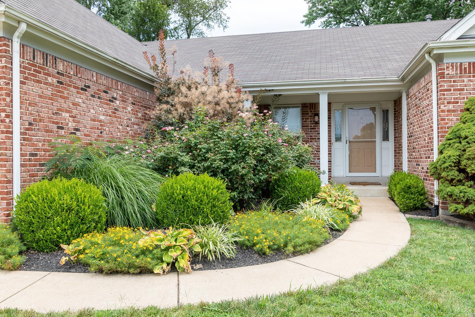 8728 Sappington Road St. Louis, MO 63126 - Photo 2 of 34 Gallery Image 2
