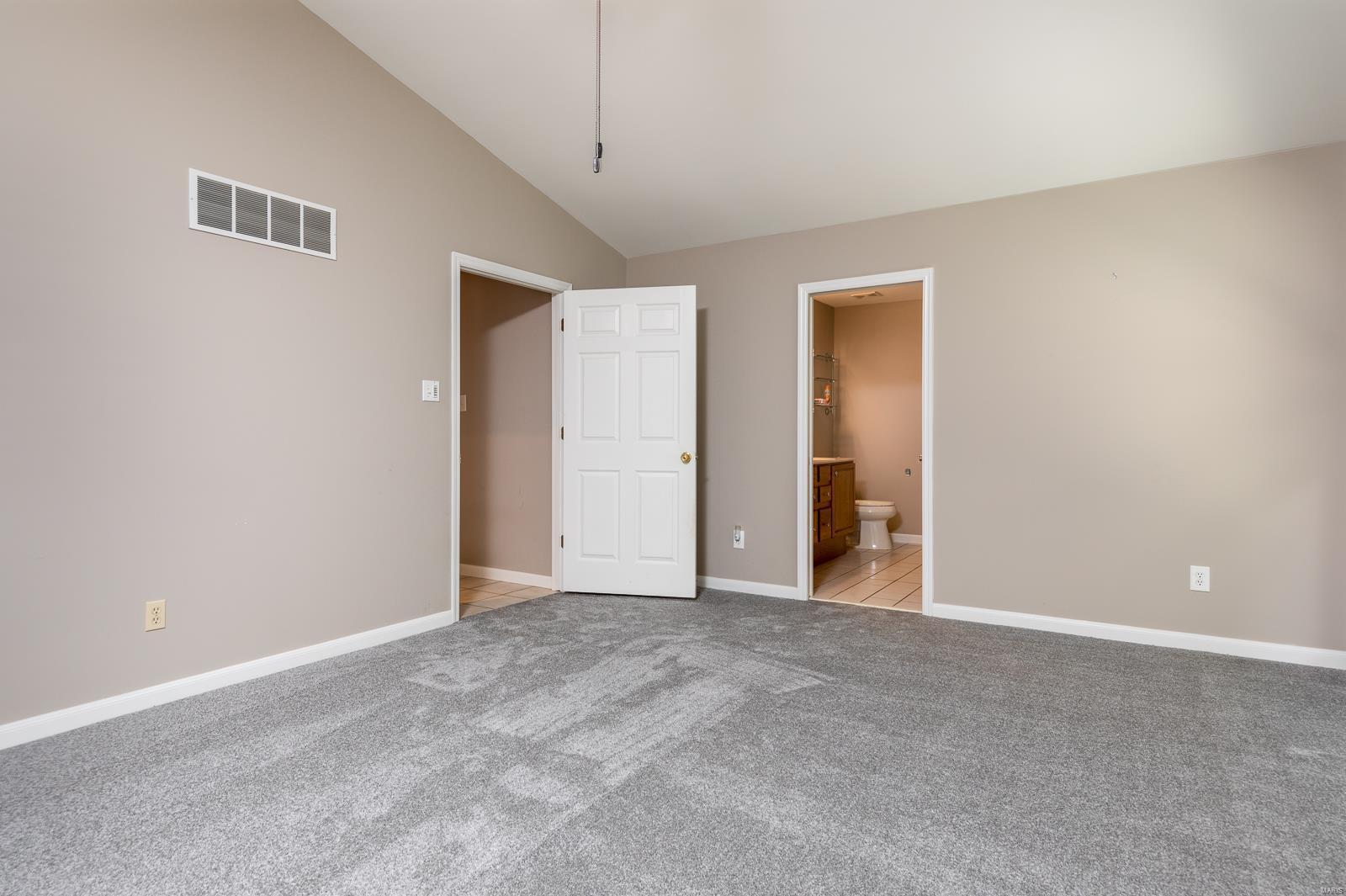 8728 Sappington Road St. Louis, MO 63126 - Photo 14 of 34 Gallery Image 14