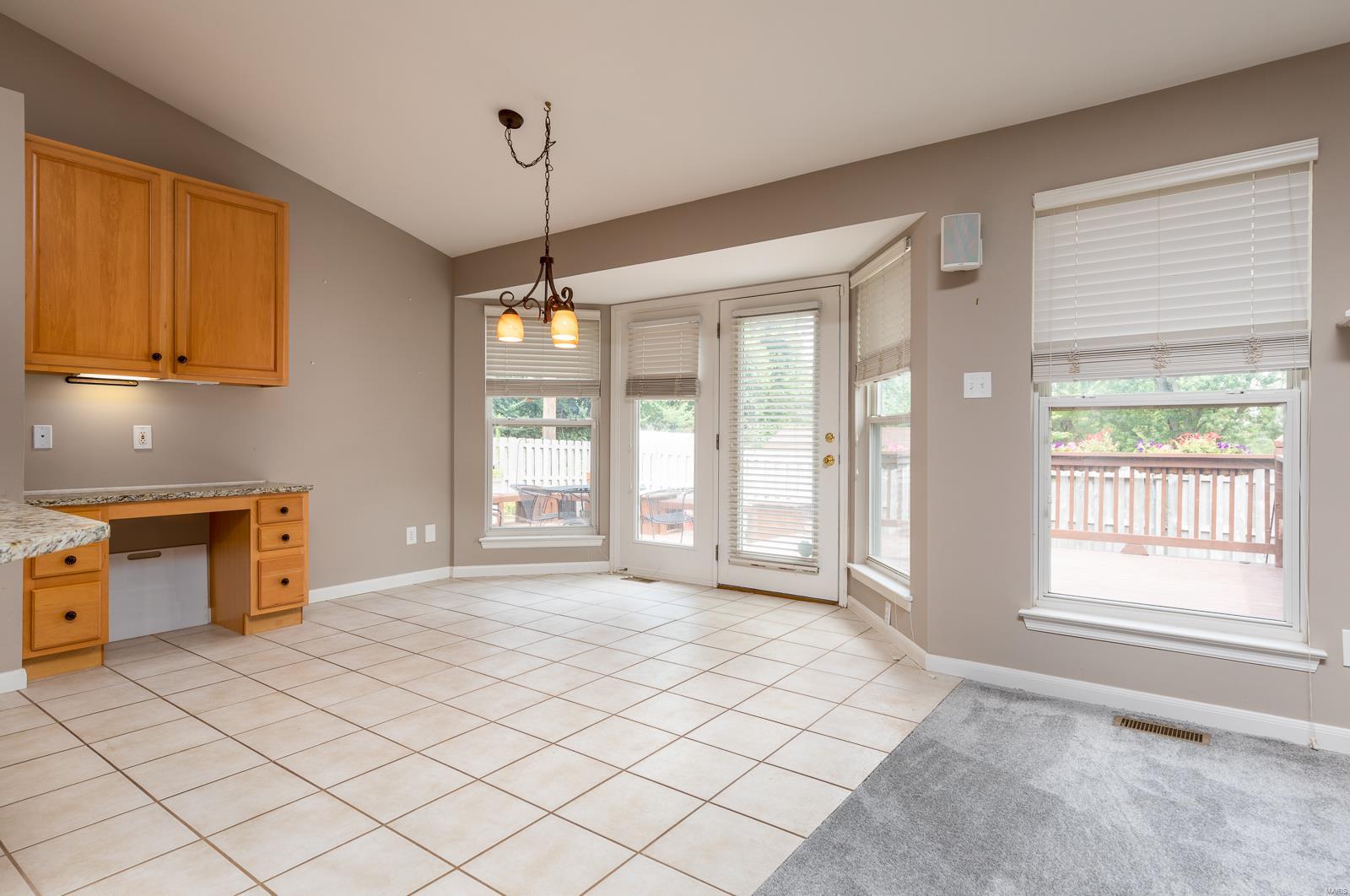 8728 Sappington Road St. Louis, MO 63126 - Photo 8 of 34 Gallery Image 8