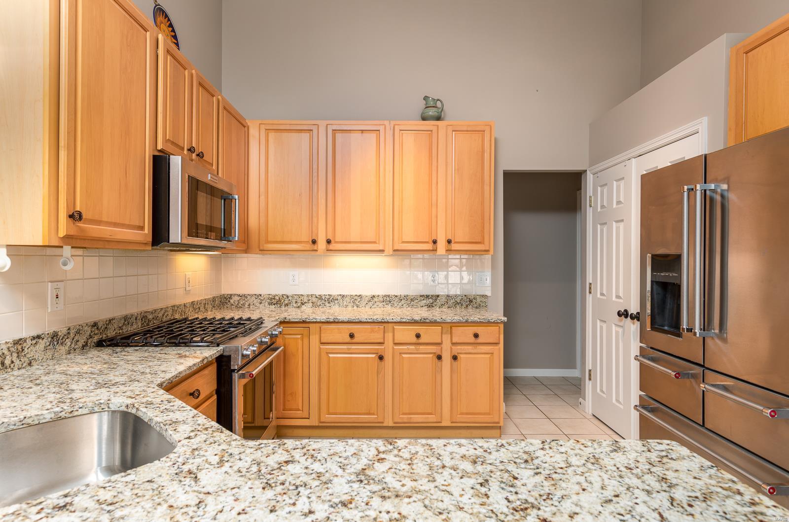 8728 Sappington Road St. Louis, MO 63126 - Photo 9 of 34 Gallery Image 9