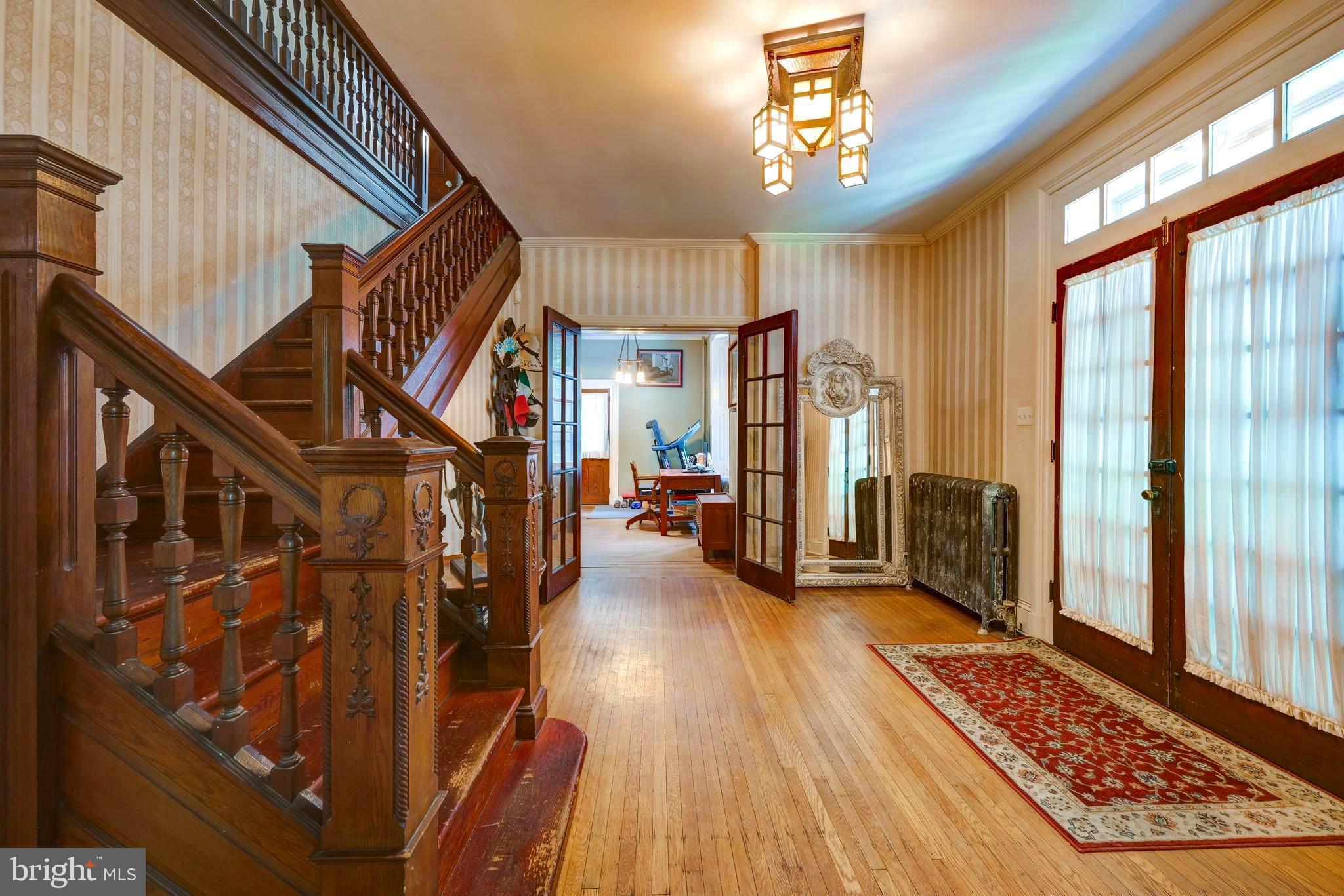 705 Woodlane Road Beverly, NJ 08010 - Photo 2 of 62