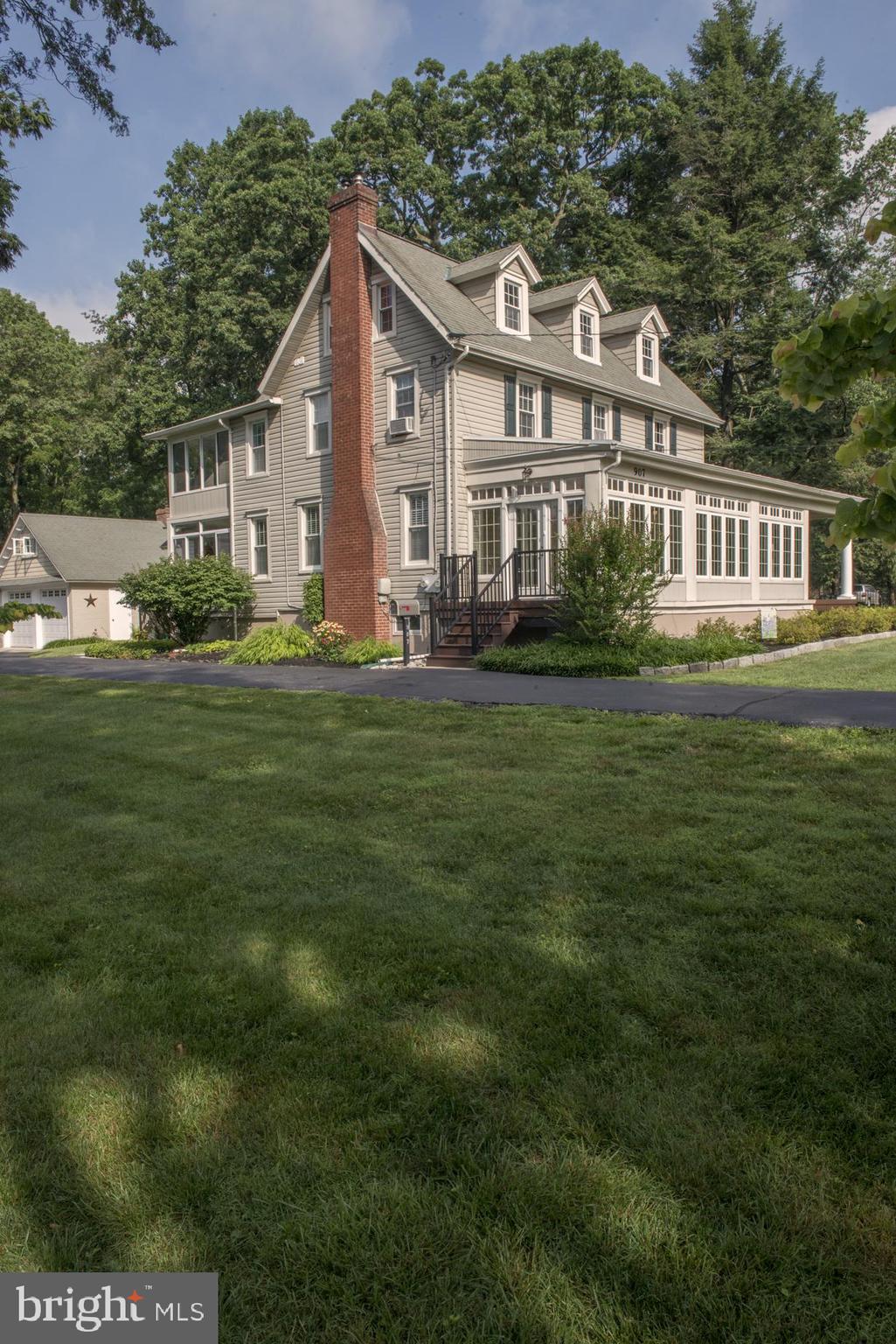 907 South Providence Road Wallingford, PA 19086 - Photo 7 of 43 Gallery Image 7