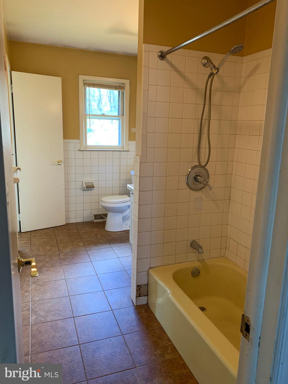 25 Maitland Road Hamilton, NJ 08620 - Photo 8 of 12