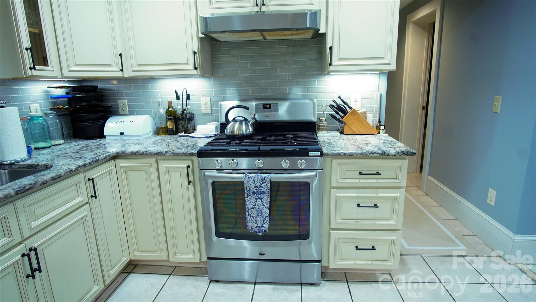 1815 Longbottom Road McGrady, NC 28649 - Photo 10 of 43 Gallery Image 10