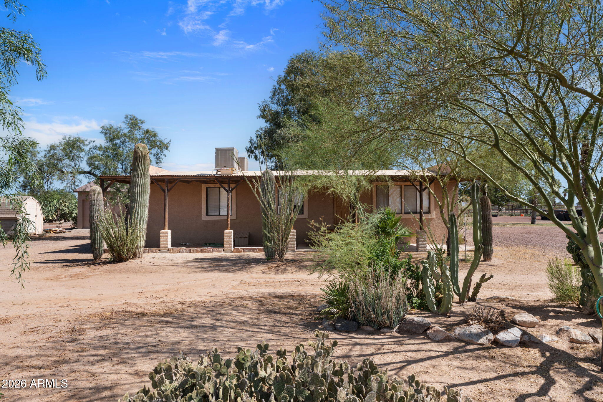 50702 West Hector Road Aguila, AZ 85320 - Photo 16 of 37 16-web-or-mls-DSC09316