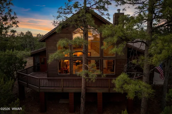 $590,000 | 2774 Air Park Drive, Overgaard, AZ 85933
