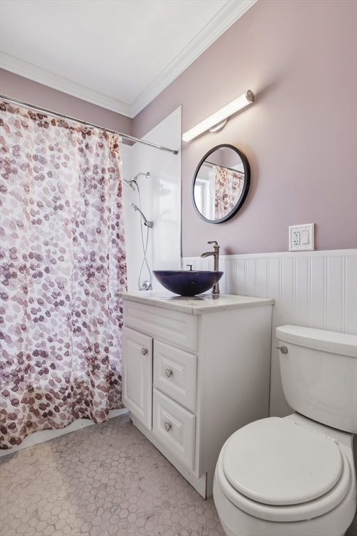 4 Valley Road, Unit 4 Swampscott, MA 01907 - Photo 15 of 33 Gallery Image 15