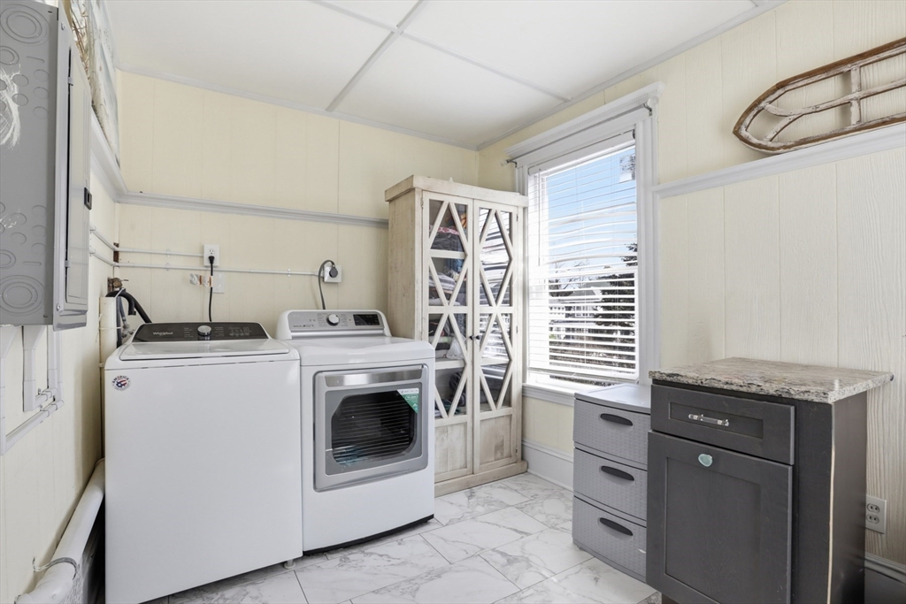 4 Valley Road, Unit 4 Swampscott, MA 01907 - Photo 20 of 33 Gallery Image 20