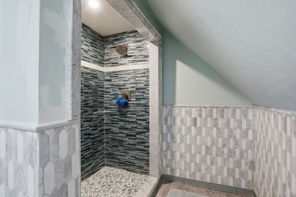4 Valley Road, Unit 4 Swampscott, MA 01907 - Photo 28 of 33 Gallery Image 28