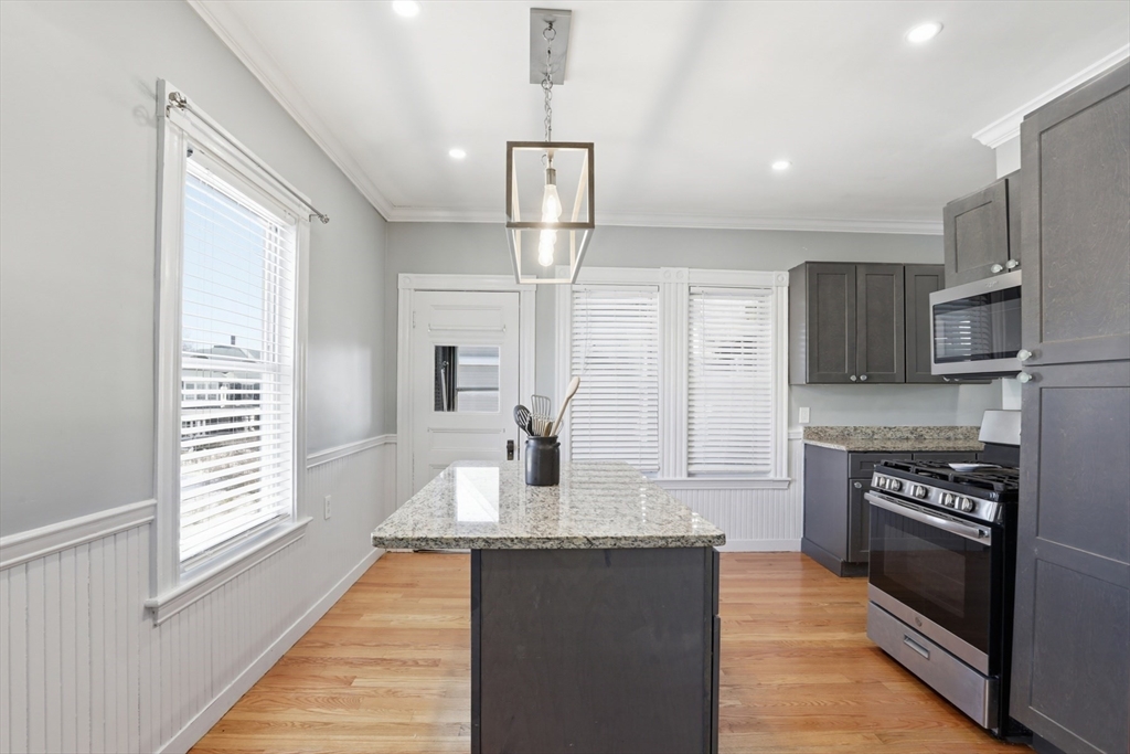 4 Valley Road, Unit 4 Swampscott, MA 01907 - Photo 9 of 33 Gallery Image 9