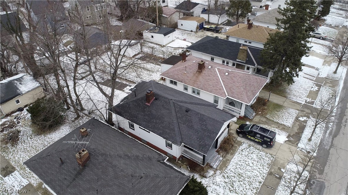 970 Selwyn Road Cleveland Heights, OH 44112 - Photo 7 of 12 Gallery Image 7