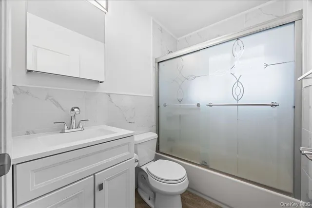 $829,000 | 113 North 1st Street, New Hyde Park, NY 11040