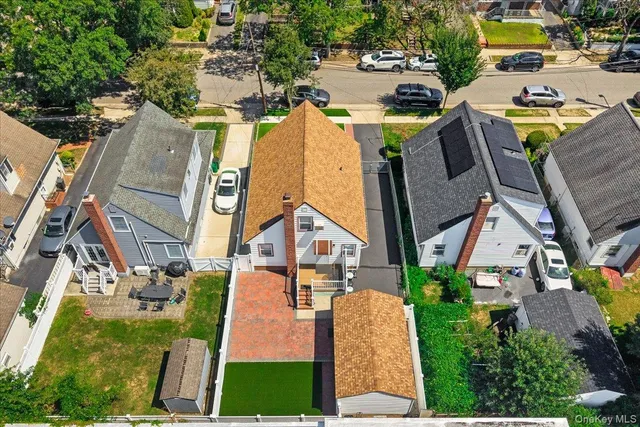 $829,000 | 113 North 1st Street, New Hyde Park, NY 11040