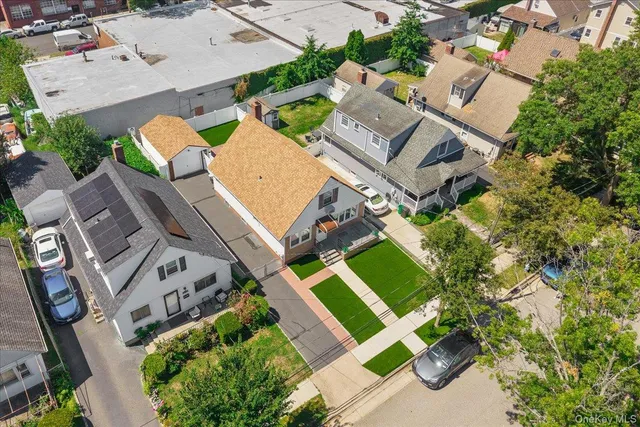 $829,000 | 113 North 1st Street, New Hyde Park, NY 11040