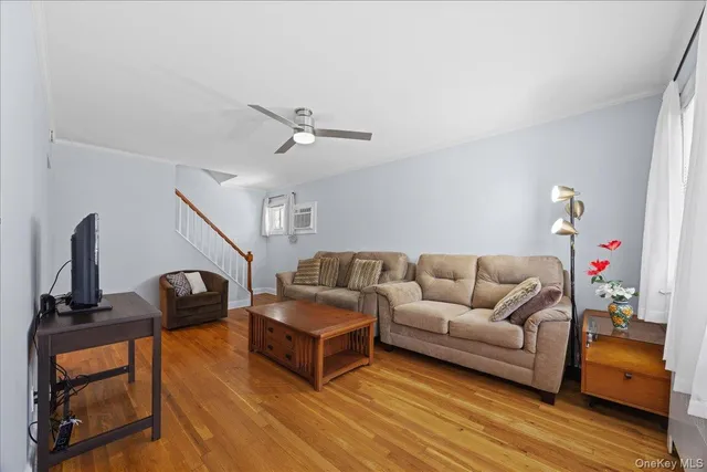 $829,000 | 113 North 1st Street, New Hyde Park, NY 11040