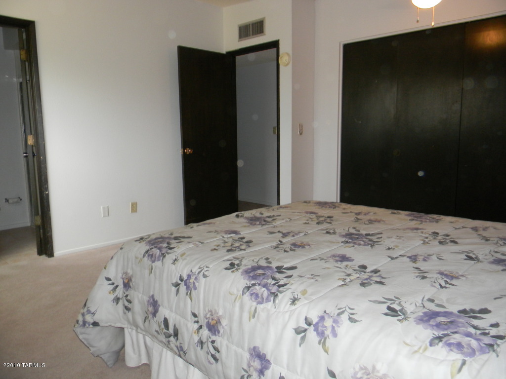 16042 West Ridgemoor Avenue Tucson, AZ 85736 - Photo 17 of 24