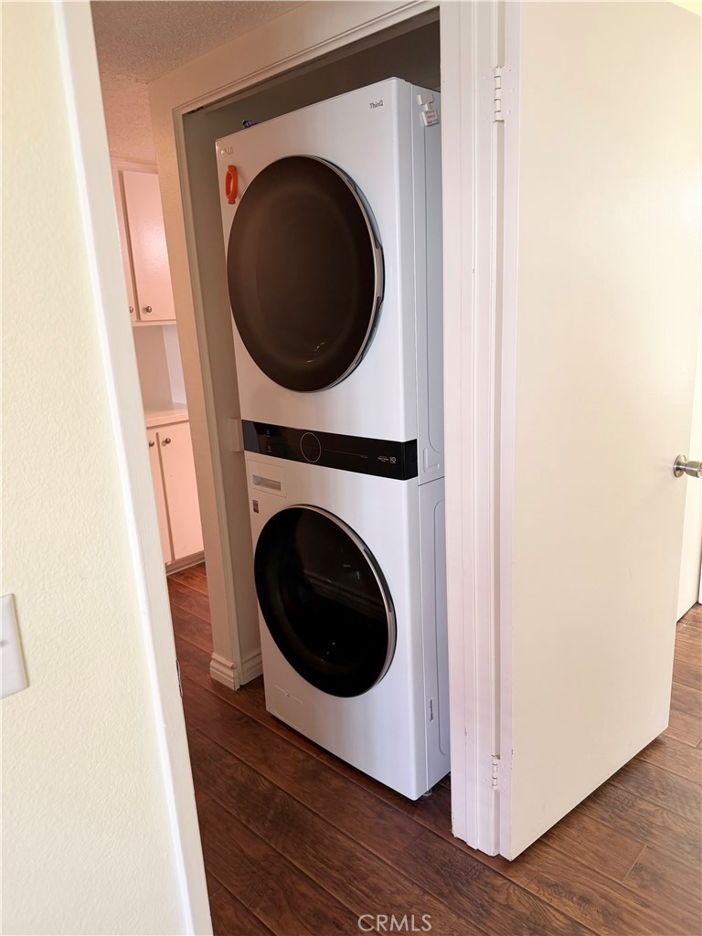 1766 Sinaloa Road, Unit 177 Simi Valley, CA 93065 - Photo 10 of 12 a utility room with dryer and washer