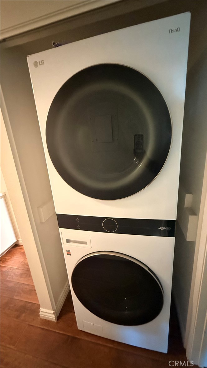 1766 Sinaloa Road, Unit 177 Simi Valley, CA 93065 - Photo 10 of 13 a utility room with dryer and washer