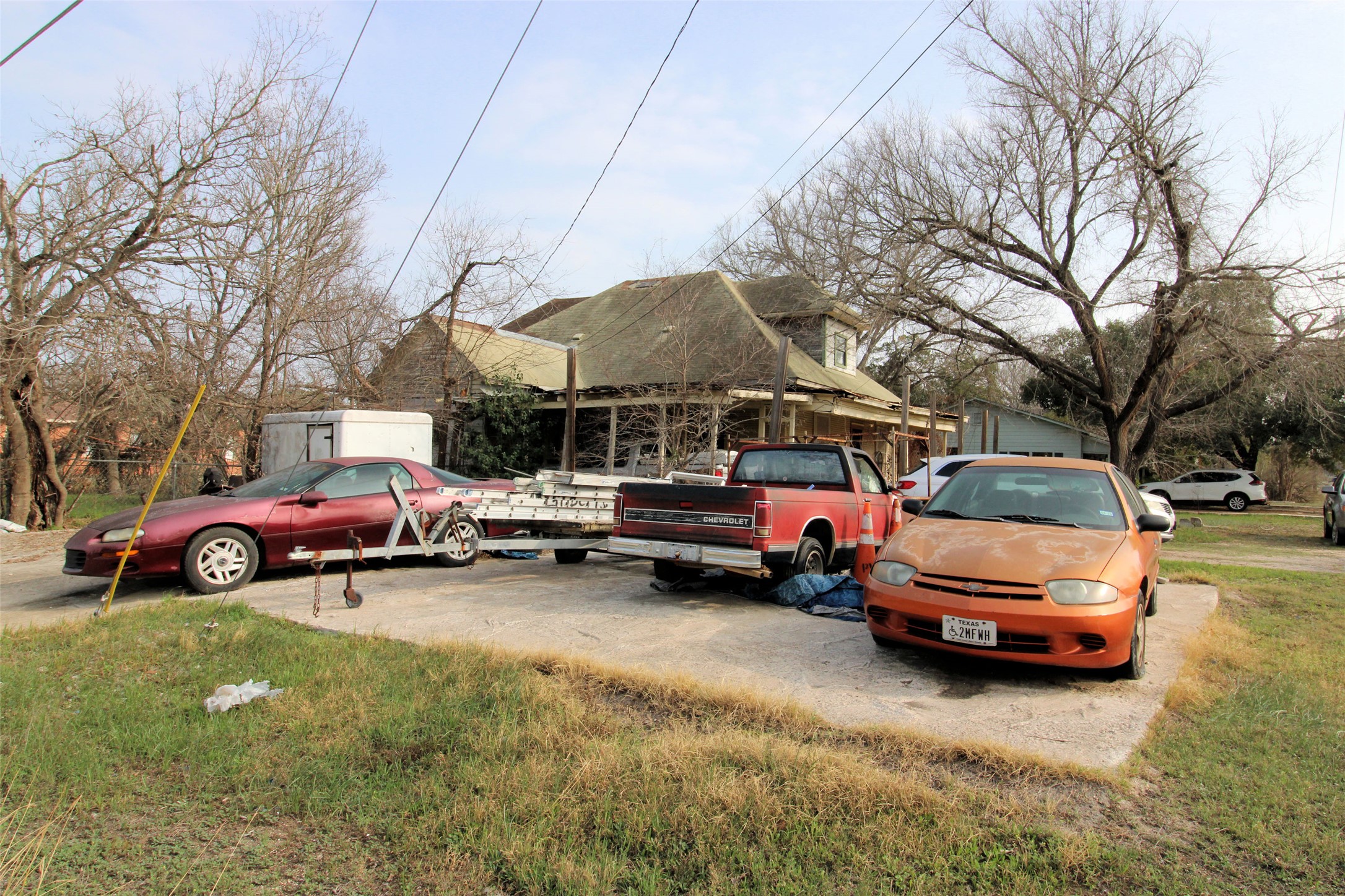 402 Trinity Street Lockhart, TX 78644 - Photo 6 of 18 6 Car parking Pad required by City