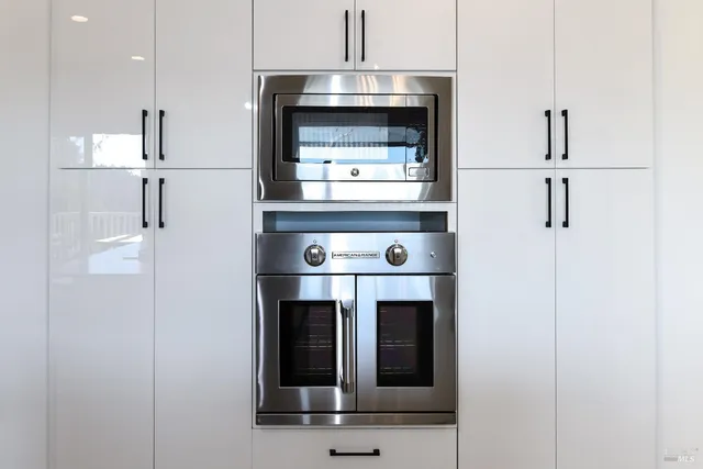 a view of washer and dryer