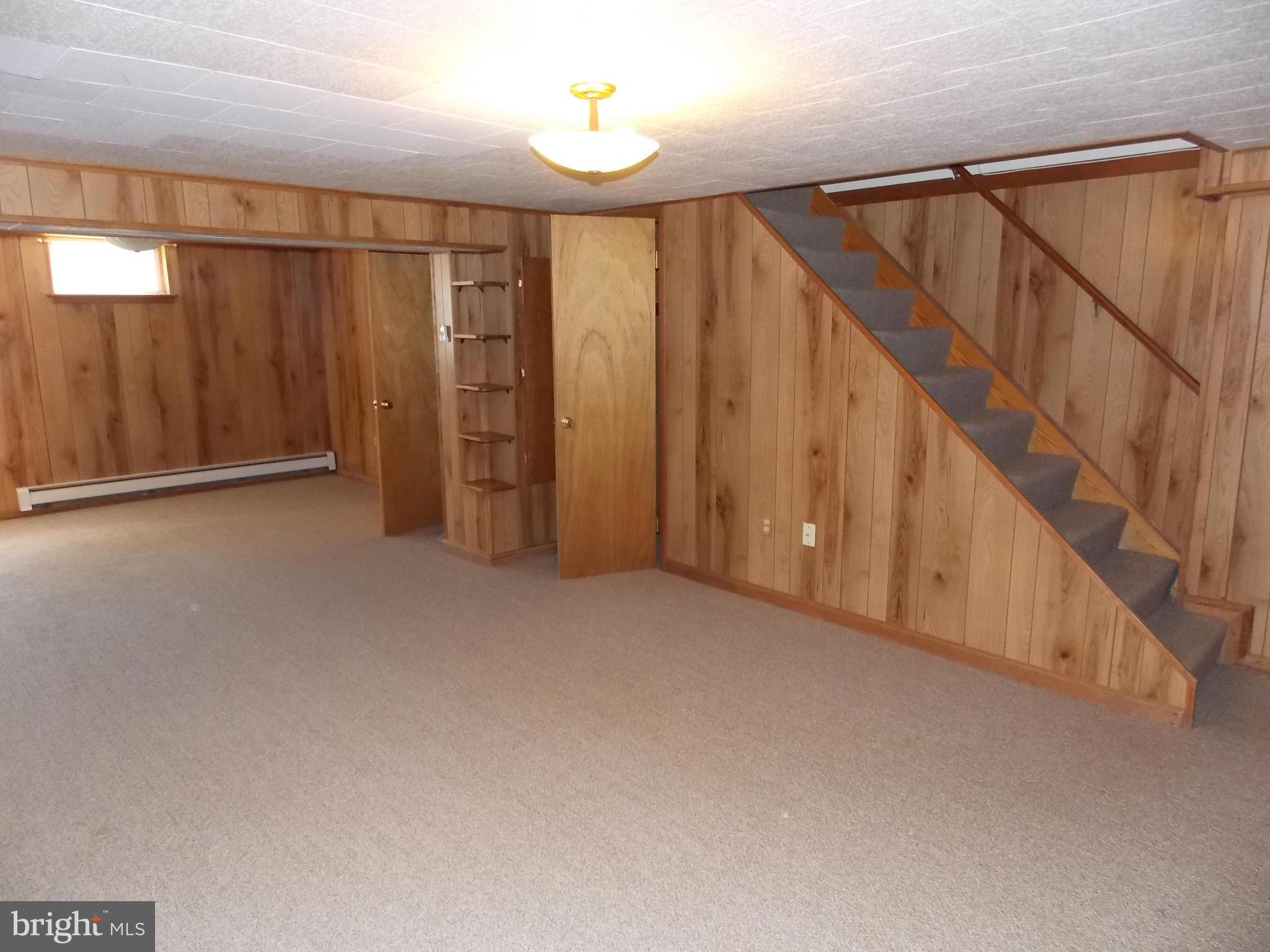921 Streaker Road Sykesville, MD 21784 - Photo 11 of 25 Family Room view 2