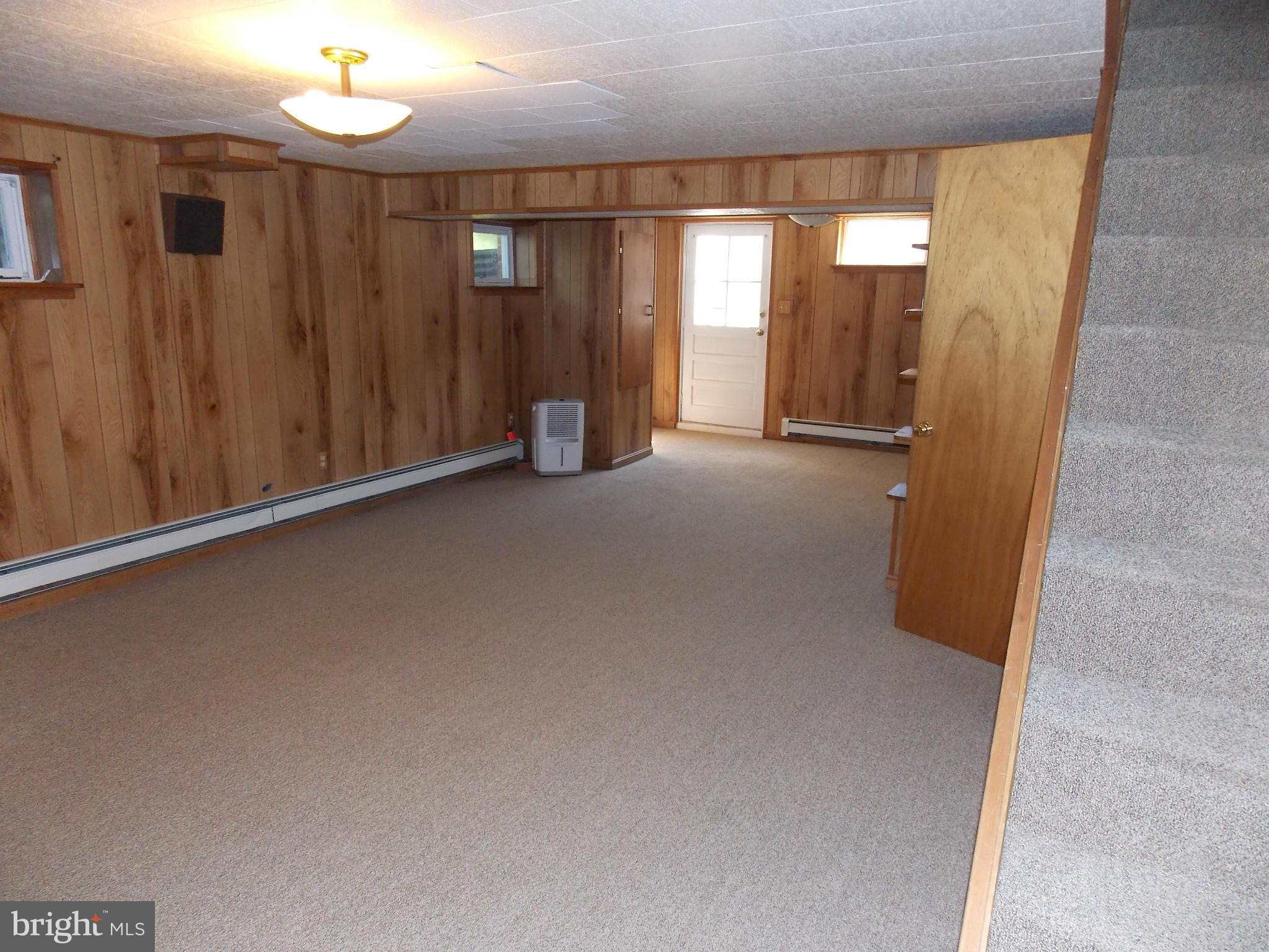 921 Streaker Road Sykesville, MD 21784 - Photo 10 of 25 Family Room