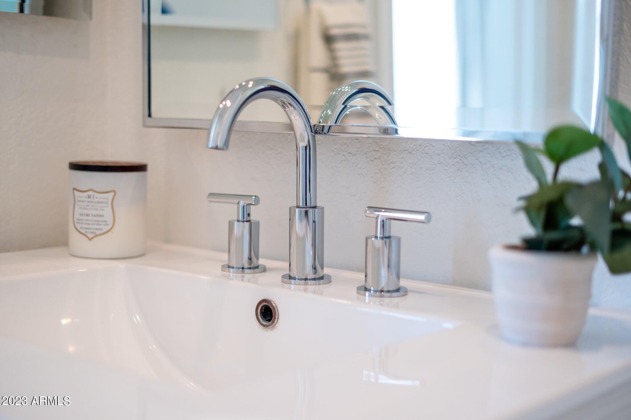 7710 East Gainey Ranch Road, Unit 259 Scottsdale, AZ 85258 - Photo 19 of 48 a bathroom with a sink