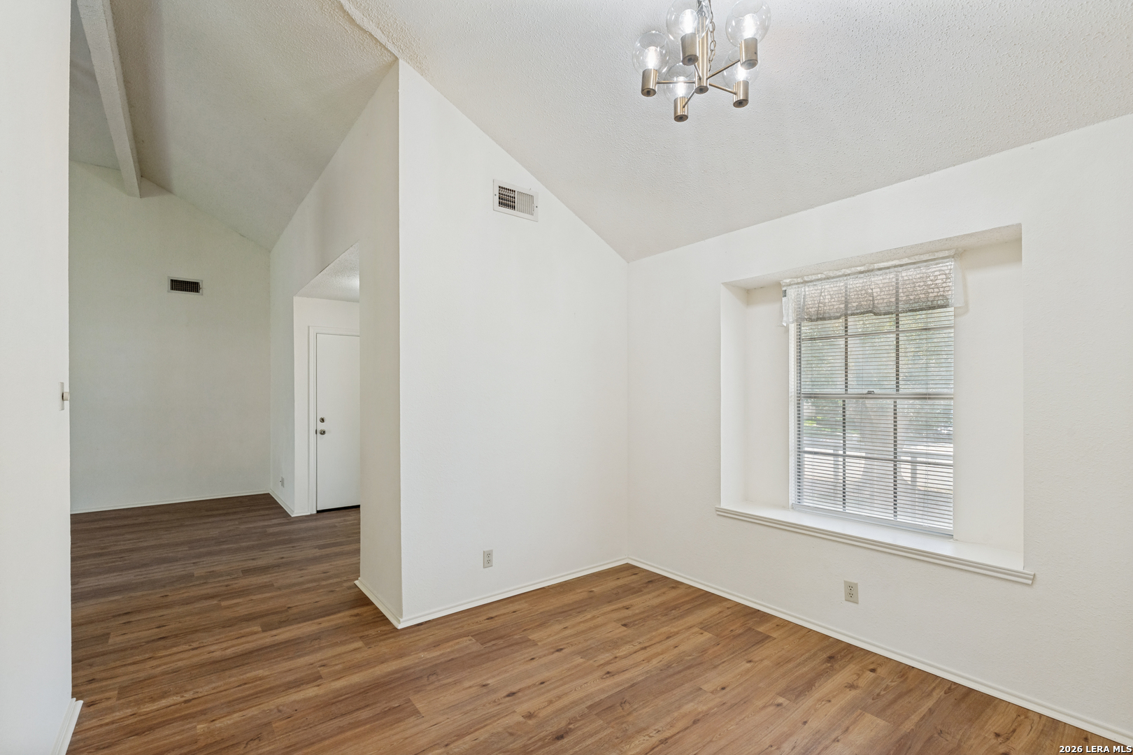 7803 Forest Ranch Live Oak, TX 78233 - Photo 13 of 25