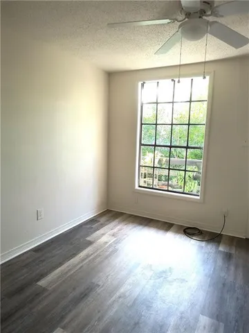 $950 | Undisclosed Address, New Orleans, LA 70118